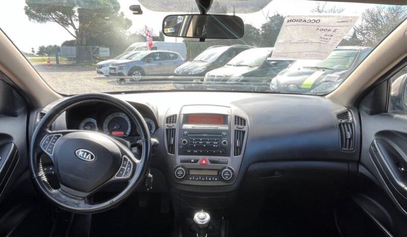 
								Kia Cee’d 1.6 CRDi 115 ch Style full									