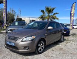 
										Kia Cee’d 1.6 CRDi 115 ch Style full									
